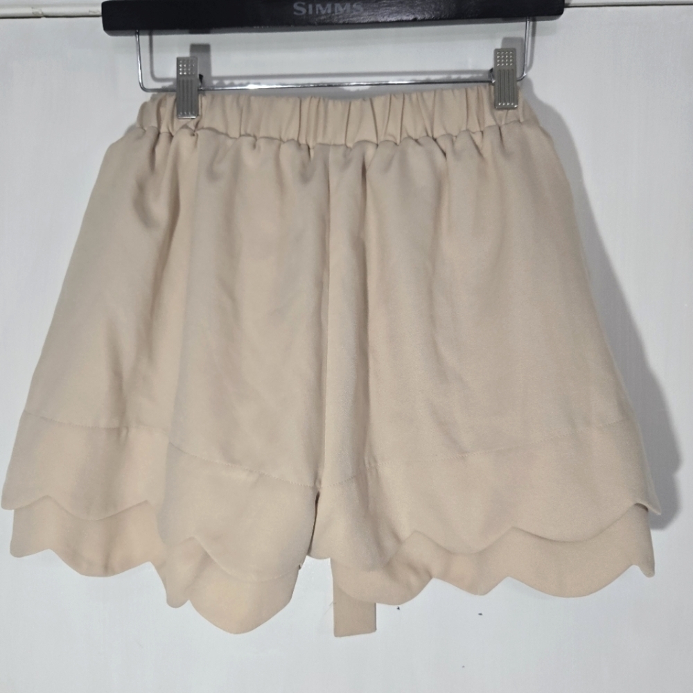 Andree By Unit Ruffle Shorts Belted Sz Large - Picture 3 of 7